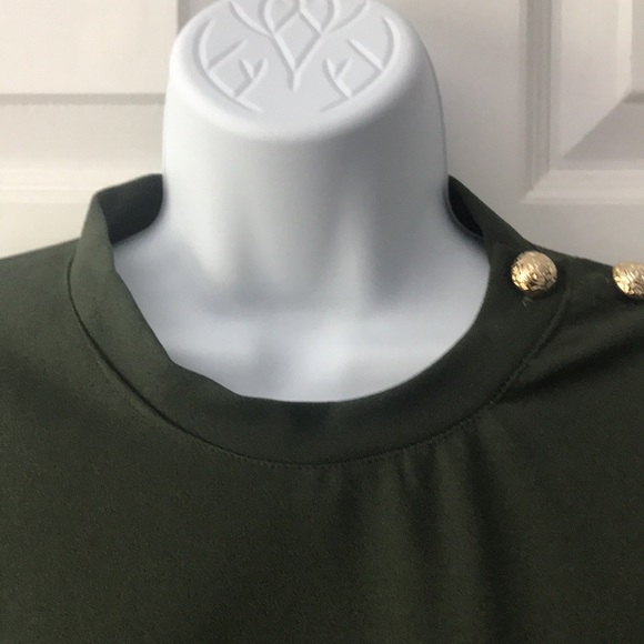 Very classy ladies dress - Picture 5 of 8